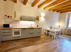 RESIDENZA LA RUGA Matilde & Eleonora Apartments Lake