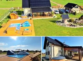 Willa na Mazurach ze SPA, Basenem i Jacuzzi