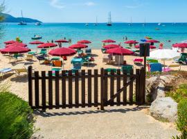 Bungali 30 - Goelba, ξενοδοχείο σε Casa Mazzari