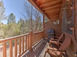 Show Low Condo with Grill, Near Lake and Trails!, apartma v mestu Show Low
