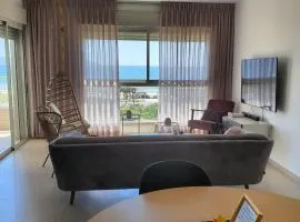 7th Floor