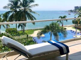 Beachfront Condo in Bucearías, hôtel à Bucerías