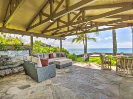 Elegant Oceanfront Villa with Lanai and Bar!, puhkemaja sihtkohas Waianae