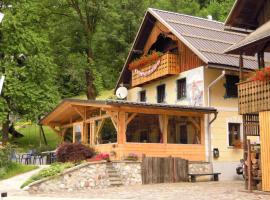 Farm Stay Trlej, hotel v destinaci Begunje na Gorenjskem