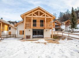 Chalet Le Loup Blanc, holiday home in Les Orres