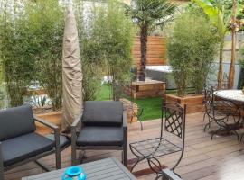 Air-Conditioned Townhouse With 2 Bedrooms Furnished Terrace & Garden, hotell i Bordeaux