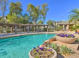Walk to Papago Park Phoenix Condo with Pool Access!