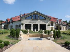 Willa Warmińska, Hotel in Dywity