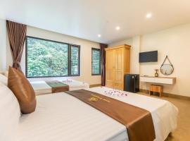 Cat Ba Rose Nhung Hotel, khách sạn ở Đảo Cát Bà