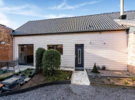 Restful Holiday home in Herselt with Garden, hotel i Herselt