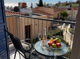 Desire Gardens 2bedroom townhouse, hotel en Peyia