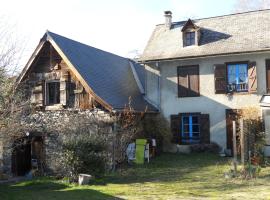 Joli gîte en Ariège avec vue, budget hotel sa Buzan