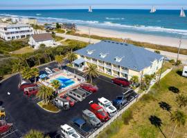 Ocean Sands Beach Inn - 1 Acre Private Beach On-Site - St Augustine Historic District-2 Miles Shuttle - Saltwater-Mineral Pool open until 4 AM - Bedside Candy - Popcorn and Cookies - Free Breakfast - Book this AWARD WINNING hotel - New 2023, hotel in St. Augustine