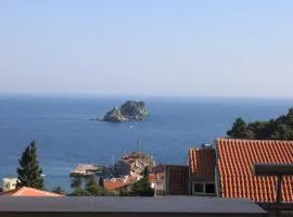 Petrovac Holiday apartments 1