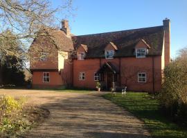 Dragonfly Cottage, Rattlesden, hotel with parking in Rattlesden