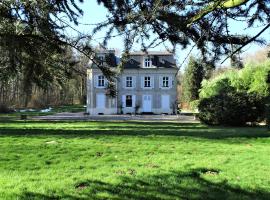 Gîte Chateau baie de somme 10 a 12 personnes – tani hotel w mieście Franleu