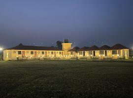 Dudhwa Palm Resort, hotel v destinaci Paliā Kalān