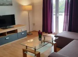 Apartments Donadic III, Caska