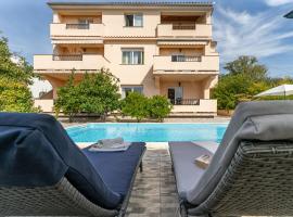 JURIĆ Apartments-Rab