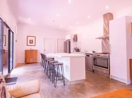 Hamelin Bay Seaclusion