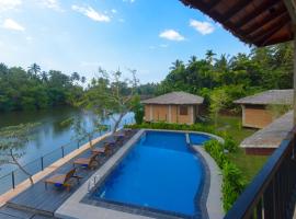 Karunakarala Ayurveda Resort, hotel in Wayikkal