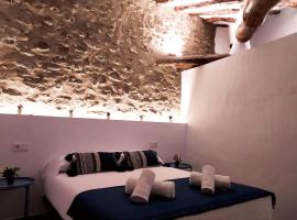 Los Olmos Alojamiento Rural, hotel in Los Olmos