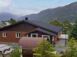 7 person holiday home in Svelgen, hotel in Svelgen