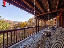 New Log Cabin Hibernation with Mountain Views, puhkemaja sihtkohas Blue Ridge