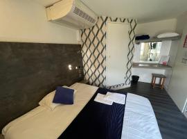 Fasthotel Le Mans, hotel v destinaci Saint-Saturnin