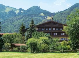 Hotel-Gasthof Sperrer, hotel di Grassau