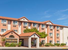 Days Inn by Wyndham Camp Verde Arizona, hotel cerca de Montezuma Well National Monument, Camp Verde