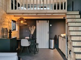 Nieuw! Sfeervol Tiny House in de natuur en aan het water – hotel w mieście Hulshorst