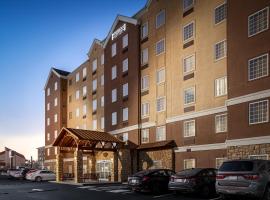 Staybridge Suites Chattanooga-Hamilton Place, an IHG Hotel, хотел в Чатануга