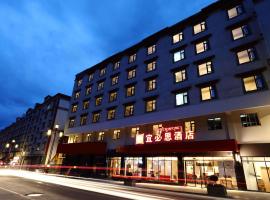 IBIS Kangding Hotel, hotel v destinaci Garze