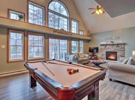 Near Lake & Hiking: Pocono Home w/ Hot Tub, Hotel in Albrightsville