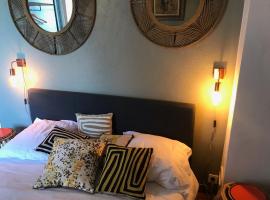 Chambre Rose, bed and breakfast en Bastia