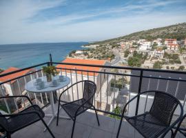 Apartment Miro، فندق في Dolac