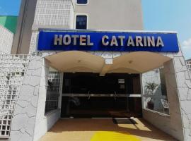 HOTEL CATARINA BAURU, hotell i Bauru