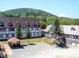 Petit Hotel Gracey Tomamu, hotel com estacionamento em Shimukappu