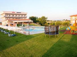 Vosporos Hotel, hotell i Komotini