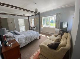 Chadwell Hill Farm, bed & breakfast i Longwick