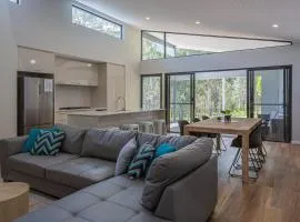 Forest Getaway - walk to Margaret River town - NEW