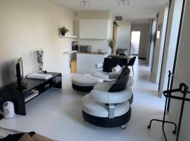 Prachtige gastsuite in Ranst "Studio 34", apartamento em Ranst