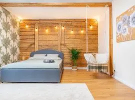 Romantic stay, close to the beach and city centre!