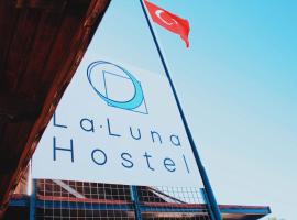 La Luna Hostel, hotel em Bodrum City
