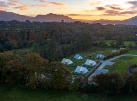 Killarney Glamping at the Grove, Suites and Lodges, hotel in Killarney