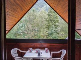 Apartment Pierres Blanches F et H-20 by Interhome, hotel a Le Cugnon