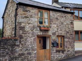 The Old Stable, hotel with parking in Abergavenny
