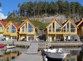 Apartment Rorbuen - FJH601 by Interhome, hotel with parking in Uggdal