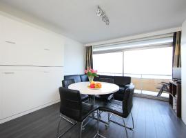 Studio Studio met garage by Interhome, hotel in Bredene